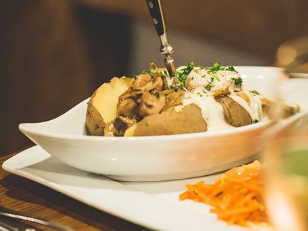 meal-zunftscheune-traben-trarbach Square meal in the Zunftscheune Traben-Trarbach