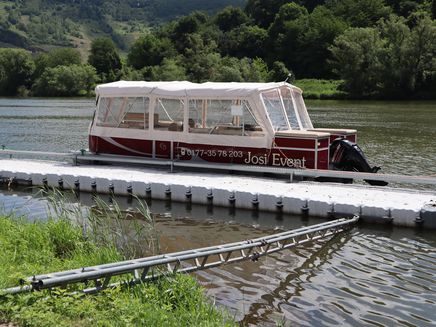 eventboat-ship-moselle-river-experience Boat tour on the moselle river